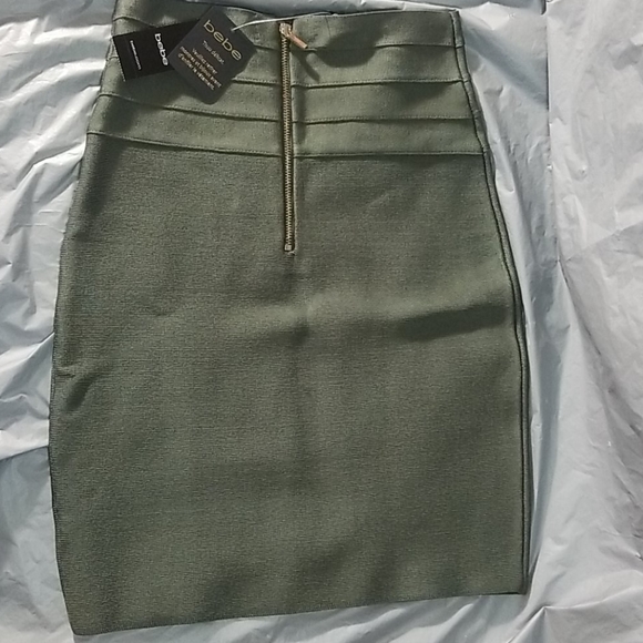 Bebe high waisted bandage skirt xs - Picture 2 of 2